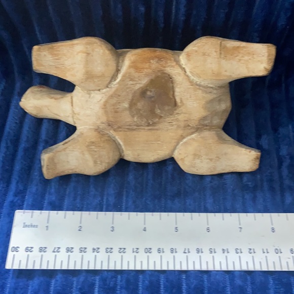 Hand carved Wood Turtle Figurine-Island Art Sculpture - Picture 3 of 6